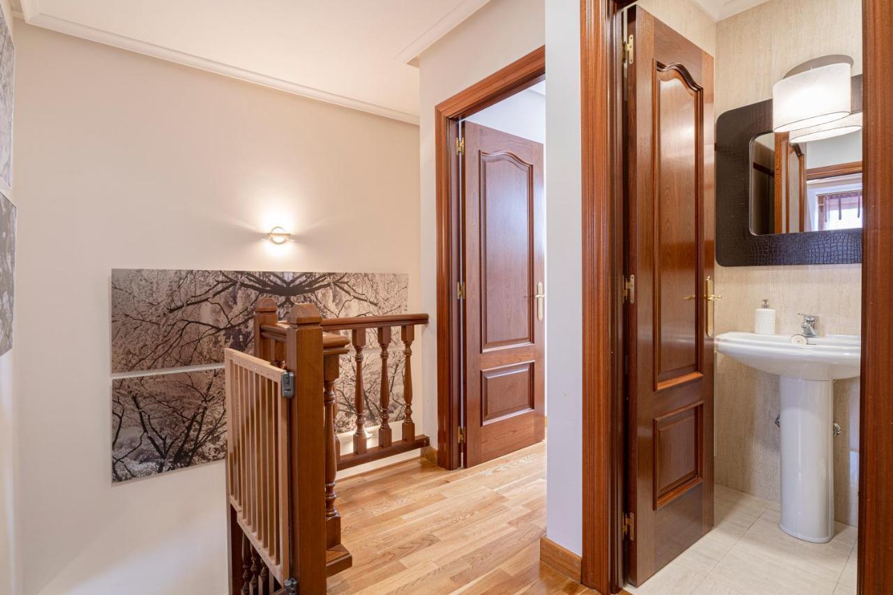 De La Guardia Suite Rosal Οβιέδο Εξωτερικό φωτογραφία