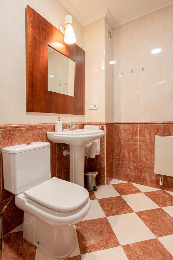 De La Guardia Suite Rosal Οβιέδο Εξωτερικό φωτογραφία