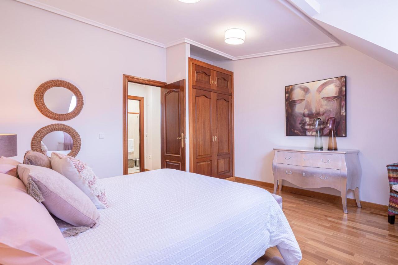De La Guardia Suite Rosal Οβιέδο Εξωτερικό φωτογραφία